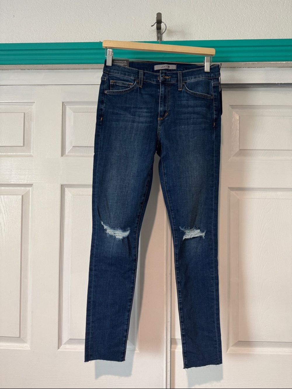 Dark Indigo Skinny with Knee Rips